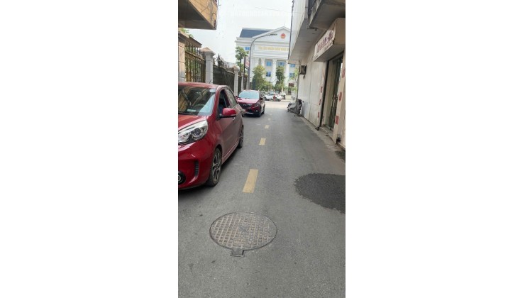 Cho thuê Nhà số1 , ngõ 103 , đường Nguyễn thị Minh Khai, TP. Vinh, Nghệ An.