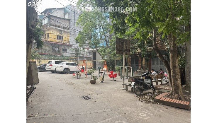 Siêu hiếm, bán đất phố Khuất Duy Tiến 40m, mặt tiền, 3.7m, 12.9 tỷ