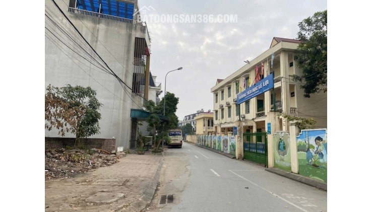 Cơ hội cuối cùng lô đất 100m2 gần Tân Xã, khu vực trung tâm Hòa Lạc. Phù hợp xây trọ, đầu tư sinh lời, kết nối Metro 12 – Quốc Lộ 21.