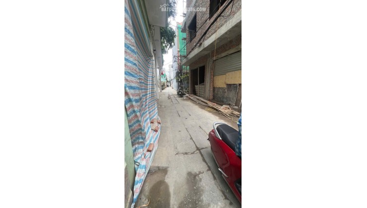 chính chủ gửi bán nhà 4 tầng mặt ngõ thông ngay khối bv mắt trần lãm