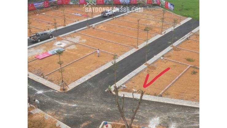 Đất mặt đường làn 2 của QL21, trung tâm mới của đô thị vệ tinh Hòa Lạc.
Giá chỉ nhỉnh 3 tỷ, pháp lý chuẩn chỉnh