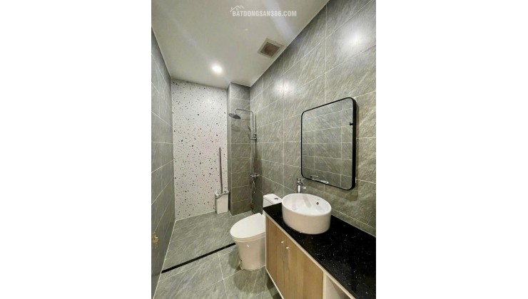 QUẬN 7 -  HUỲNH TẤN PHÁT – CĂN HỘ DỊCH VỤ 4 TẦNG – DÒNG TIỀN 60TR/TH – 87M² – 8.7 TỶ