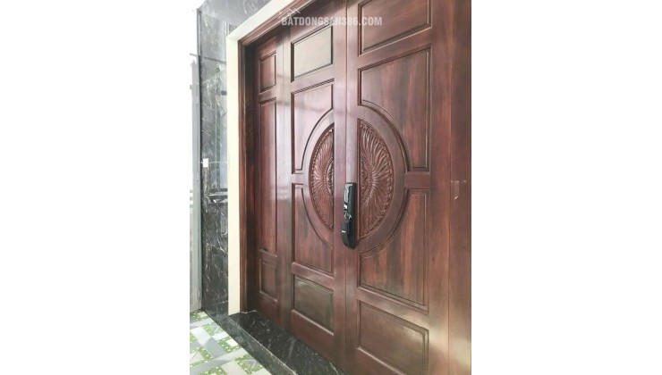 NHÀ MỚI ĐẸP 5 TẦNG - 3 MẶT THOÁNG SÁNG - NGÕ BÀ GÁC
NÔNG RỘNG - FULL NỘI THẤT