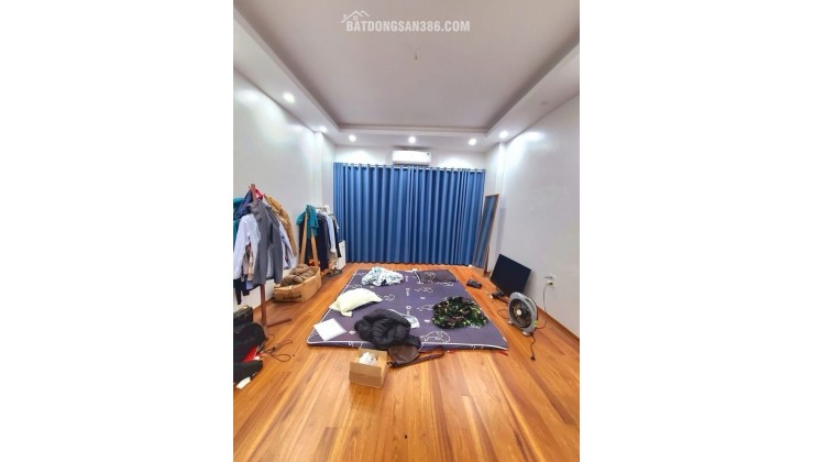 NHÀ MỚI ĐẸP 5 TẦNG - 3 MẶT THOÁNG SÁNG - NGÕ BÀ GÁC
NÔNG RỘNG - FULL NỘI THẤT