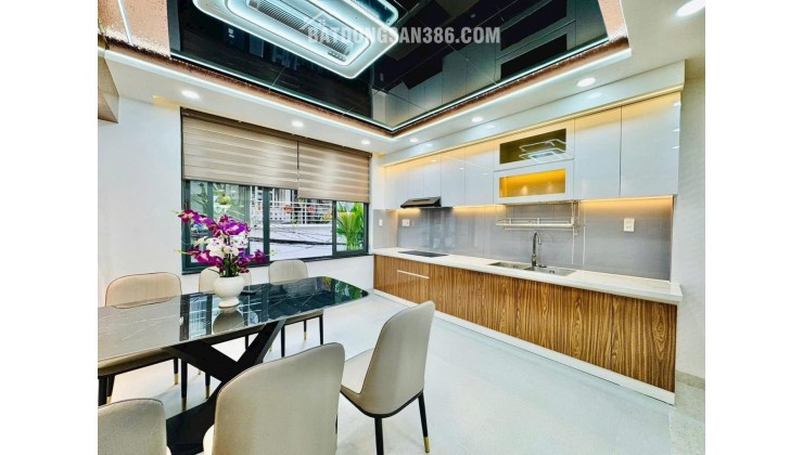 THẠCH BÀN – NHÀ DÂN XÂY 42M2 × 5 TẦNG – Ô TÔ ĐỖ CỬA – NHỈNH 8 TỶ