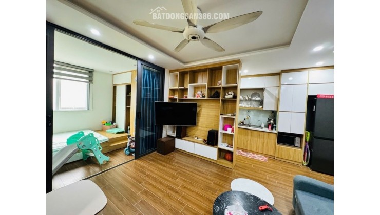 Bán căn hộ Chung cư Eurowindow River75m 3 ngủ view TT triển lãm tầng trung nhỉnh 4 tỷ(TL)