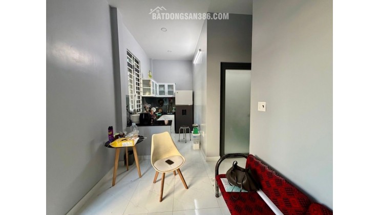 BÁN ĐẤT MẶT TIỀN TẶNG NHÀ - MẶT TIỀN ĐƯỜNG MỸ HUÊ -TRUNG CHÁNH- HÓC MÔN (6x37m) -CHỈ 8,8Tỷ