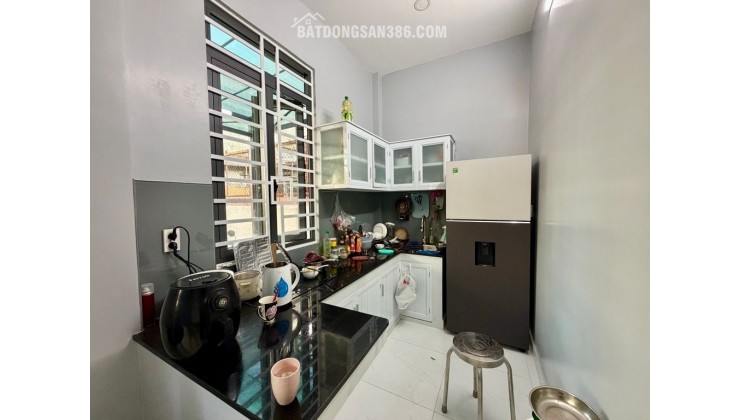 BÁN ĐẤT MẶT TIỀN TẶNG NHÀ - MẶT TIỀN ĐƯỜNG MỸ HUÊ -TRUNG CHÁNH- HÓC MÔN (6x37m) -CHỈ 8,8Tỷ