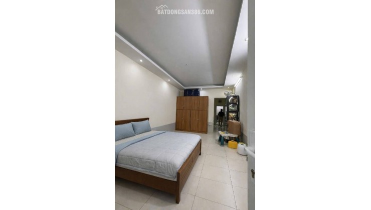 Tập thể Nguyễn văn Cừ Long Biên 4 tỷ 60m tầng 1 vừa ở vừa kinh doanh