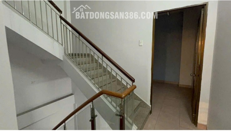 ĐỘC QUYỀN: CHO THUÊ NHÀ 39 TRẦN KHÁNH DƯ, TÂN ĐỊNH, QUẬN 1. DT 100M 3 LẦU. LH:0937133343.