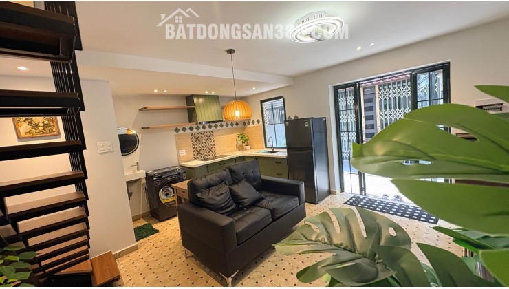 PHONG CÁCH HIỆN ĐẠI KẾT HỢP CỔ ĐIỂN SANG TRỌNG - NGANG 5M BỀ THẾ - 3 TẦNG LẦU - OTO ĐỖ CỬA - TRUNG TÂM GÒ VẤP - CHỈ 4.x TỶ NHỎ XÍU