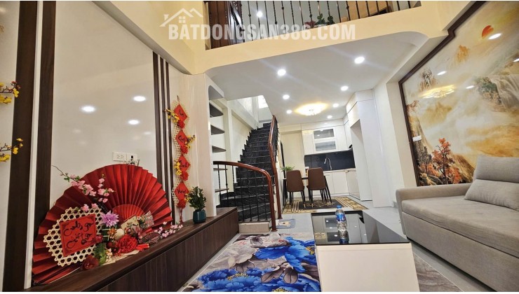 Nhà Tây Hồ – Lạc Long Quân – Lô Góc 2 Mặt Thoáng – Ngõ Thông – Khu Đáng Sống - Giá 10.5 Tỷ