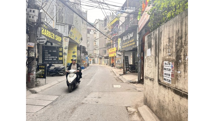 CẦN BÁN CCMN  PHỐ CẦU NOI - 55 M2 - 7 TẦNG - MT 5- GIÁ 19.8 TỶ