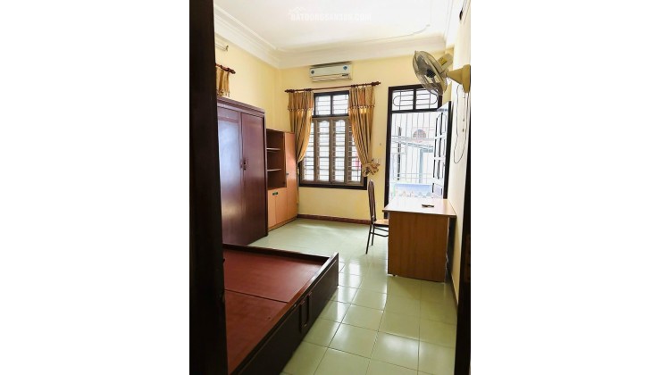 HIẾM QUÁPhân lô Xuân Thủy 40m 5T, ô tô tránh nhau, KD, chỉ hơn 12 tỷ