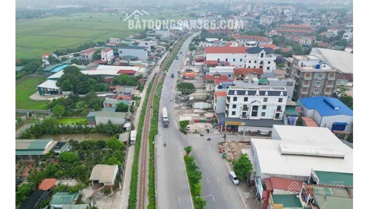 MẢNH ĐẤT KINH DOANH ĐẮC ĐỊA BẬC NHẤT QL21A Hoà Lạc