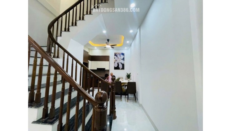 Bán nhà Vân Hồ 73m2 ô tô cửa full nội thất chỉ 20 quả