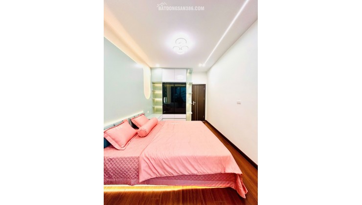 CẦN BÁN NHÀ PHỐ QUAN NHÂN - 33M2 - 5 TẦNG - MT 3.2- GIÁ 8.15 TỶ