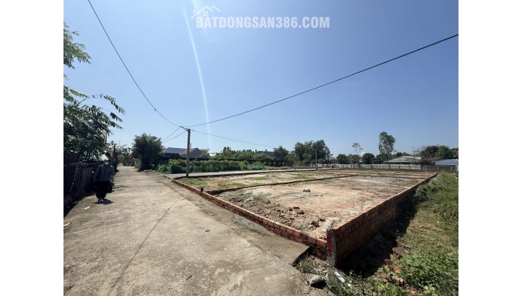 Đất Đà Nẵng - Hoà Tiến cũ sát Chợ Lệ Trạch về trung tâm gần