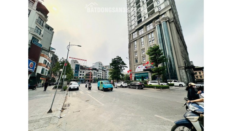 CẦN BÁN NHÀ PHỐ HUỲNH THÚC KHÁNG -61 M2 - 6 TẦNG - MT 7.6M - GIÁ 32.8 TỶ