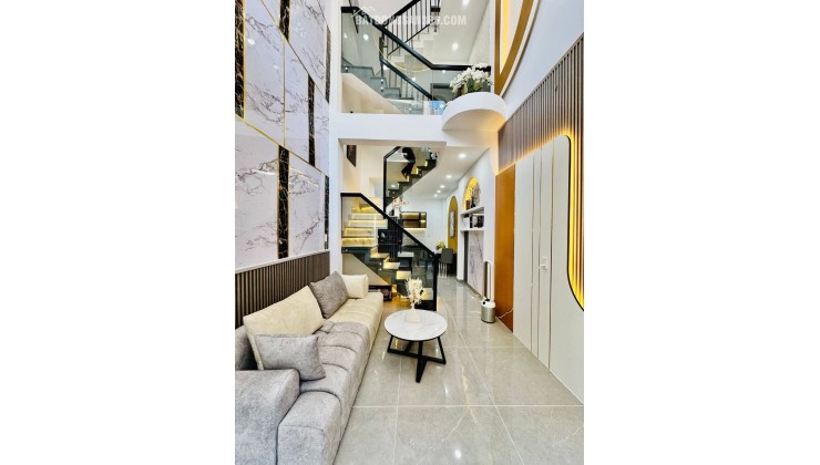 HÀNG HIẾM - NGAY CV GIA ĐỊNH - SÂN BAY TSN - ÔTÔ TỚI NHÀ - 3 TẦNG - SD 90m2 - CHỈ 5.x TỶ ( TL )