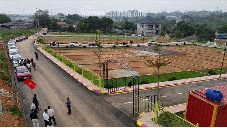 Chính chủ cần bán lô đất tại Hòa Lạc cách Quốc lộ 21 300m diện tích 100m2 mặt tiền 6m Giá Siêu Rẻ