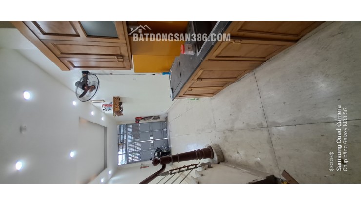 Nhà đẹp Nguyễn Trãi – gần Royal City, Cao Xà Lá – oto đỗ cửa – kinh doanh đỉnh – giá tốt.