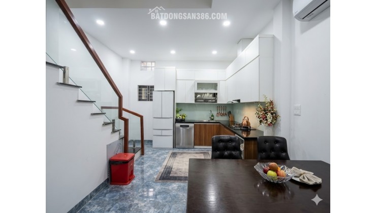 NHÀ TÂY HỒ-SỔ PHÂN LÔ-OTO 7 ĐỖ CỬA-NGÕ RỘNG 5M THÔNG TỨ TUNG-NỘI THẤT CAO CẤP-Ở SƯỚNG- NHỈNH 11 TỶ