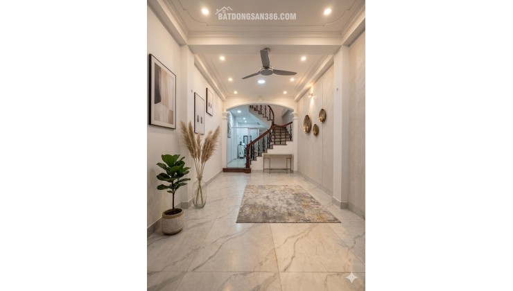 BÁN NHÀ TÂY HỒ - 60m2 x 5 TẦNG - Ô TÔ ĐỖ CỬA - LÔ GÓC - 2 PHÚT RA HỒ - Ở SƯỚNG - GIÁ CHỈ: 15.9 TỶ