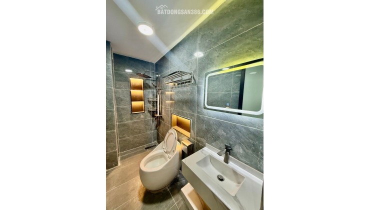 Bán nhà Trần Khát Chân 66m2 ô tô cửa full nội thất chỉ 12 tỷ