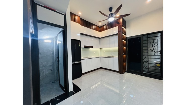 BÁN NHÀ PHÂN LÔ BỘ CÔNG AN HOA HẬU HỒ ĐẦM HỒNG KHƯƠNG TRUNG – ĐƯỜNG OTO TRÁNH ĐỖ TẬN CỬA N