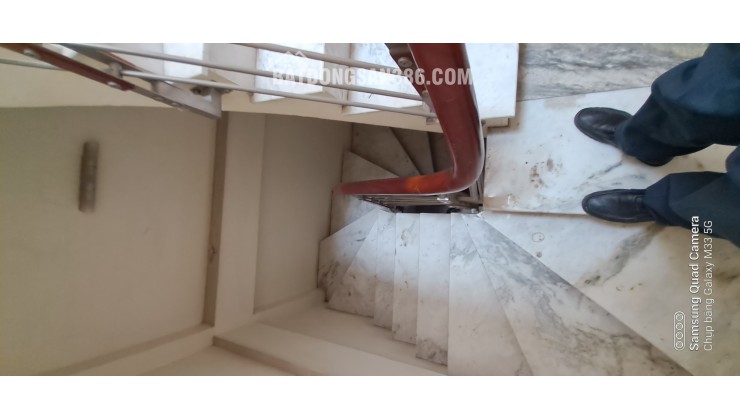 Nhà đẹp Nguyễn Trãi – gần Royal City, Cao Xà Lá – oto đỗ cửa – kinh doanh đỉnh – giá tốt.