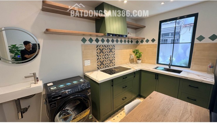 PHONG CÁCH HIỆN ĐẠI KẾT HỢP CỔ ĐIỂN SANG TRỌNG - NGANG 5M BỀ THẾ - 3 TẦNG LẦU - OTO ĐỖ CỬA - TRUNG TÂM GÒ VẤP - CHỈ 4.x TỶ NHỎ XÍU