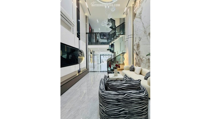 SIÊU PHẨM 5 TẦNG LUXURY - GARA OTO - SẴN NỘI THẤT TIỀN TỶ - QUANG TRUNG - CHỈ 8.x TỶ NHỎ XÍU