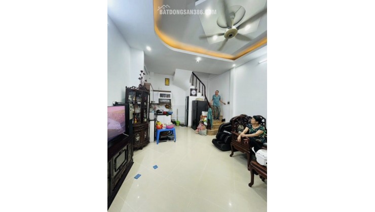 Bán Nhà Mặt Phố Hà Đông, Mặt Tiền Rộng, Kinh Doanh, Nhà 3 Mặt Thoáng Trung tâm