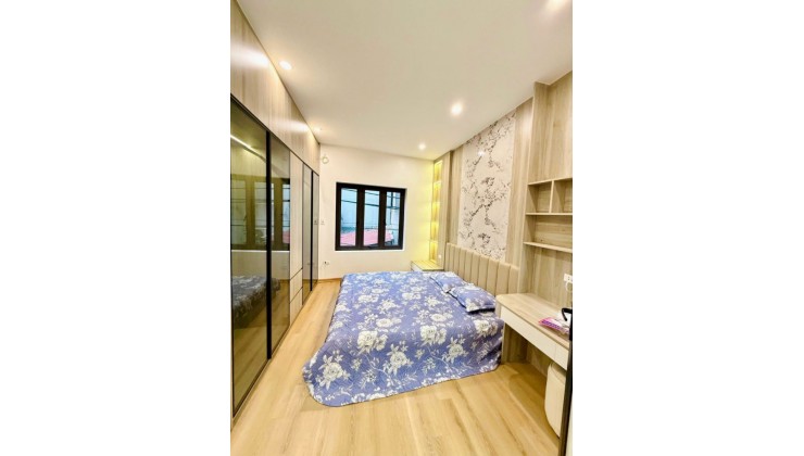 NHÀ PHÂN LÔ QUÂN ĐỘI – ÔTÔ ĐỖ CỬA – NGÕ RỘNG 5M THANH XUÂN – GẦN NGÃ TƯ SỞ – 41M2 – 5 TẦNG – 6 NGỦ – GIÁ 12.8 TỶ