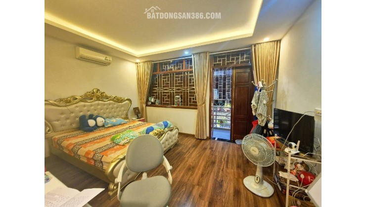 bán nhà Bạch Mai lô góc 3 thoáng ô tô đỗ , 60m 4 ngủ chỉ nhỉnh 12 tỷ