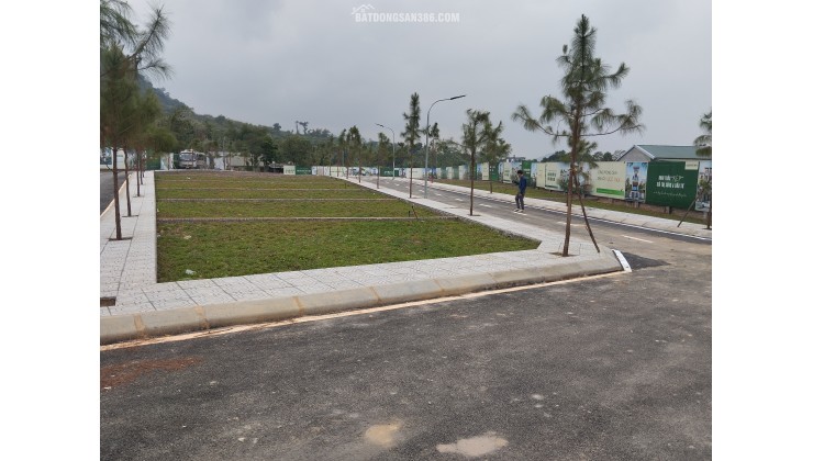 Tôi chuyển vào Nam lên cần bán nhanh các lô đất đẹp nhất, rẻ nhắt khu Hoà Lạc