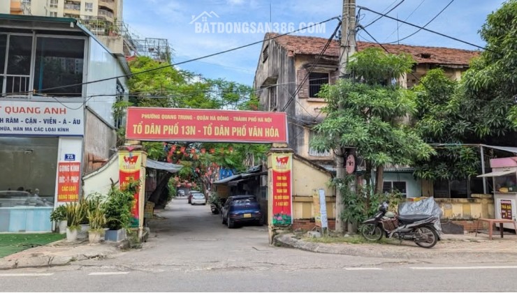 Cho thuê nhà tầng 3 khu tập thể 3 tầng phố Lê Hồng Phong, quận Hà Đông