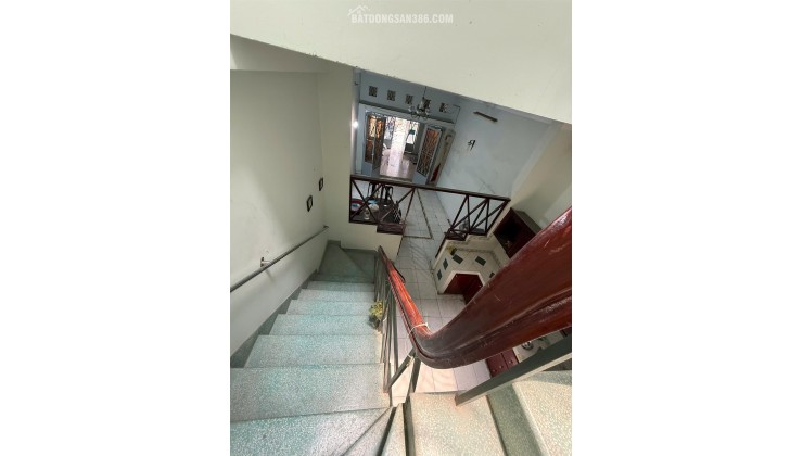 GIA ĐÌNH VỀ QUÊ MỞ XƯỞNG CẦN CHO THUÊ NHÀ MẶT TIỀN QUẬN 7 HỒ CHÍ MINH