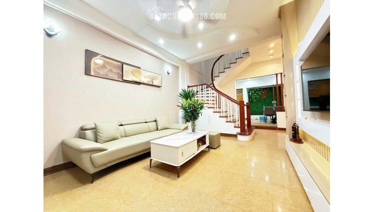 BÁN GẤP NHÀ NGUYỄN KHÁNH TOÀN