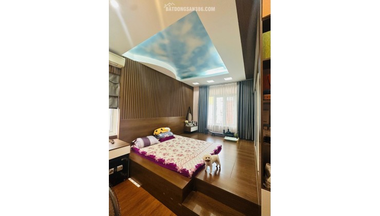 BÁN NHÀ LÔ GÓC 2 THOÁNG PHỐ KHƯƠNG TRUNG – MẶT TIỀN RỘNG NHẤT KHU – OTO ĐÓN TẬN CỬA – HƯỞNG GIÓ HỒ ĐẦM HỒNG – NGÕ NÔNG THOÁNG MÁT – 15 TỶ