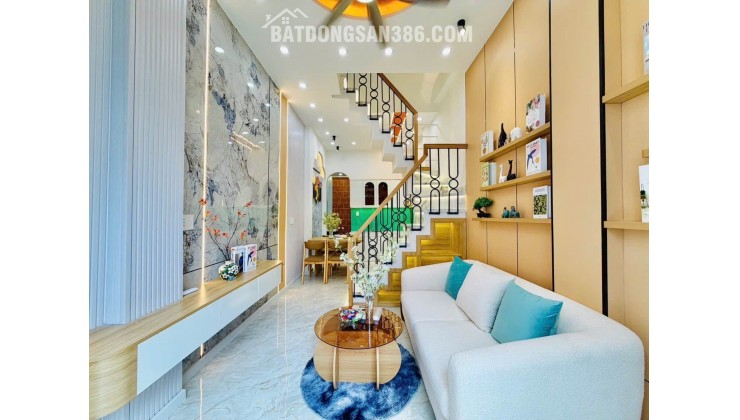 NHÀ XINH - BAY SỚM - HẺM Ô TÔ THÔNG - 3 TẦNG, 3 PN, 3 WC - TẶNG FULL NỘI THẤT XỊN - NGAY DƯƠNG QUẢNG HÀM, GÒ VẤP, ĐH VĂN LANG, EMART PHAN VĂN TRỊ -