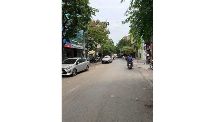 BÁN GẤP NHÀ NGUYỄN KHÁNH TOÀN