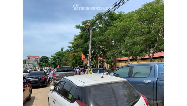 Chính chủ cần tiền trả nợ, bán gấp lô đất 110m full thổ cư sát ĐH FPT và ĐHQG.