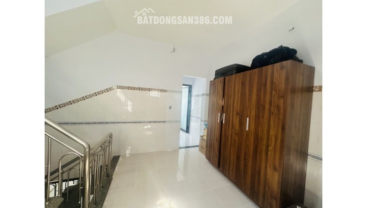 Bán nhà mặt tiền Đường 179 Tân Phú Thủ Đức - 56m2 - 3 Tầng - Nở hậu tài lộc - 8 Tỷ