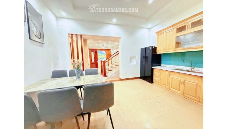 BÁN GẤP NHÀ NGUYỄN KHÁNH TOÀN