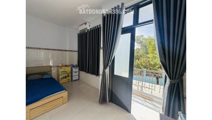 Bán nhà mặt tiền Đường 179 Tân Phú Thủ Đức - 56m2 - 3 Tầng - Nở hậu tài lộc - 8 Tỷ