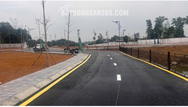 Siêu hiếm lô góc 2 mặt tiền view hồ Đồng Trạng gần ĐHQG, DT 102,5m2 full thổ cư, sẵn sổ