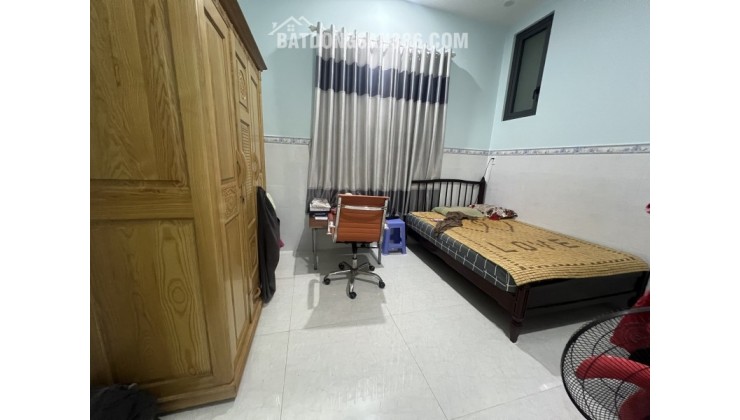 Bán nhà 3 tầng Đường Tam Châu Tam Bình Thủ Đức - 110m2  - Ngang 4.6m - Xe hơi vào nhà - Giá 7.7 Tỷ