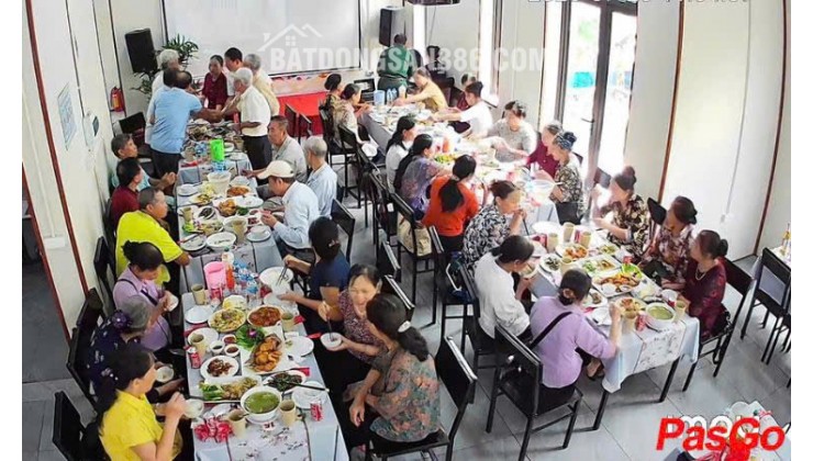 Do công việc bận dộn nên E cần sang nhượng nhà hàng hoặc kết hợp kinh doanh